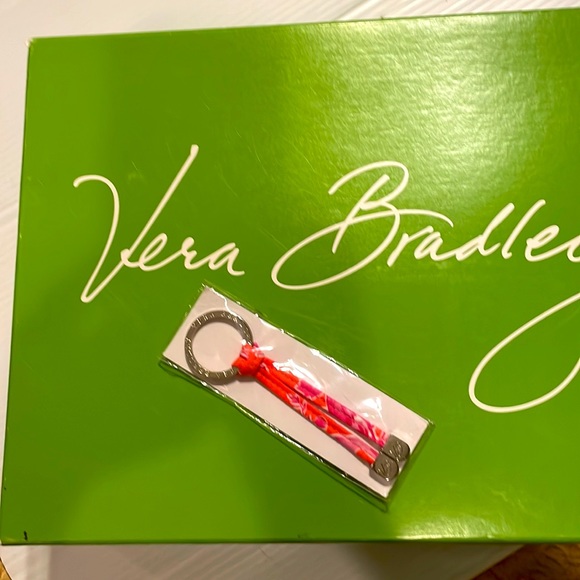 NWT Vera Bradley Fabric Tassel Key Chain FOB Retired Holder Great Gift! - Picture 9 of 9